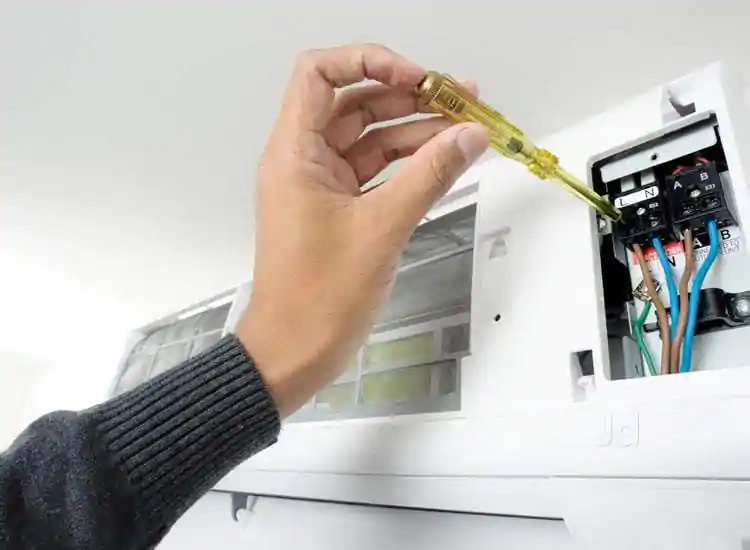 Read more about the article Urgent Requirement for Ac Mechanic cum Electrician For Dubai